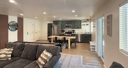 Paiute ATV Trailside Basement with Stunning Big Rock Candy Mountain Views