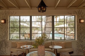 Lobby - Hotel Wren (Twentynine Palms)