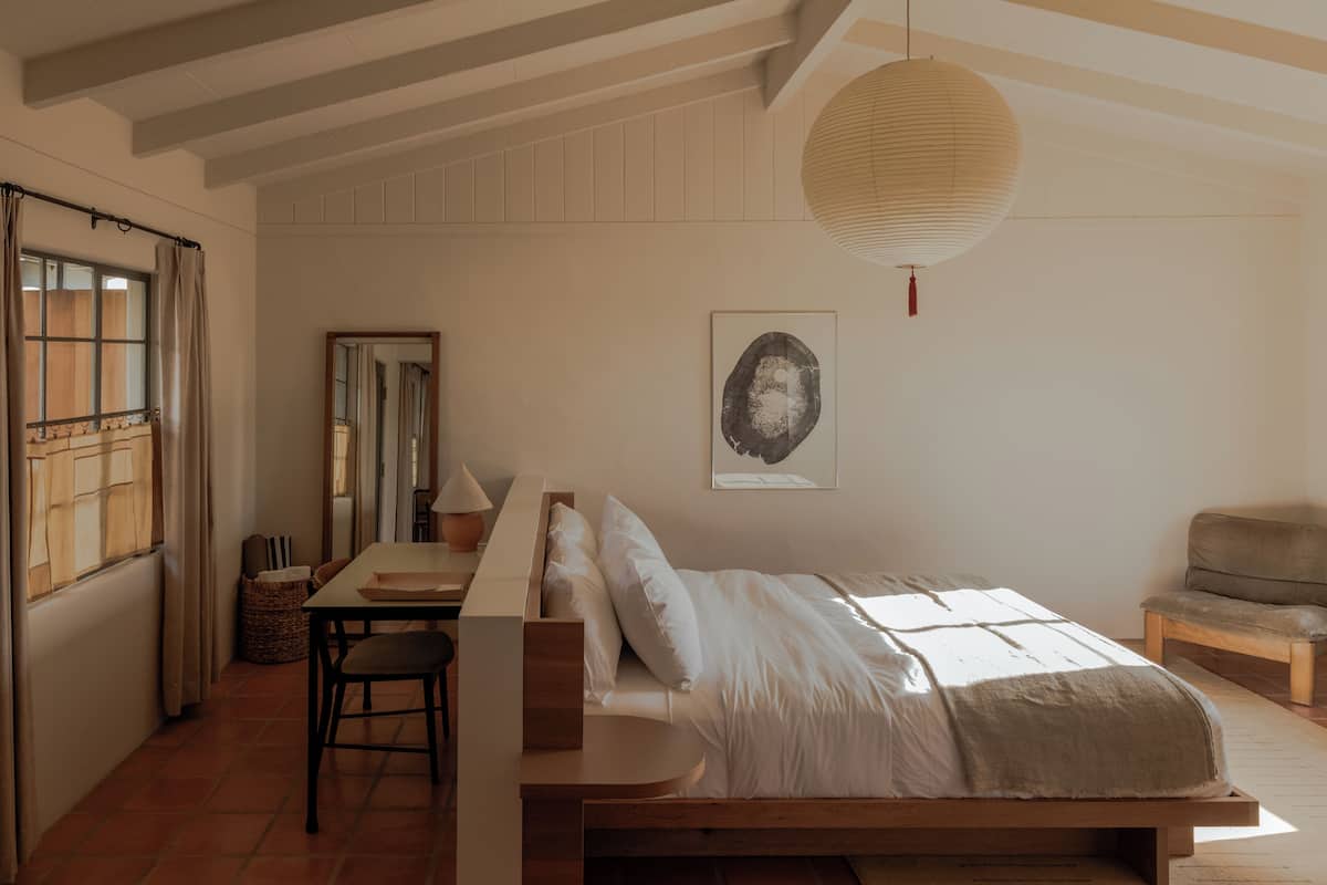 In-room safe, desk, laptop workspace, WiFi (free)
