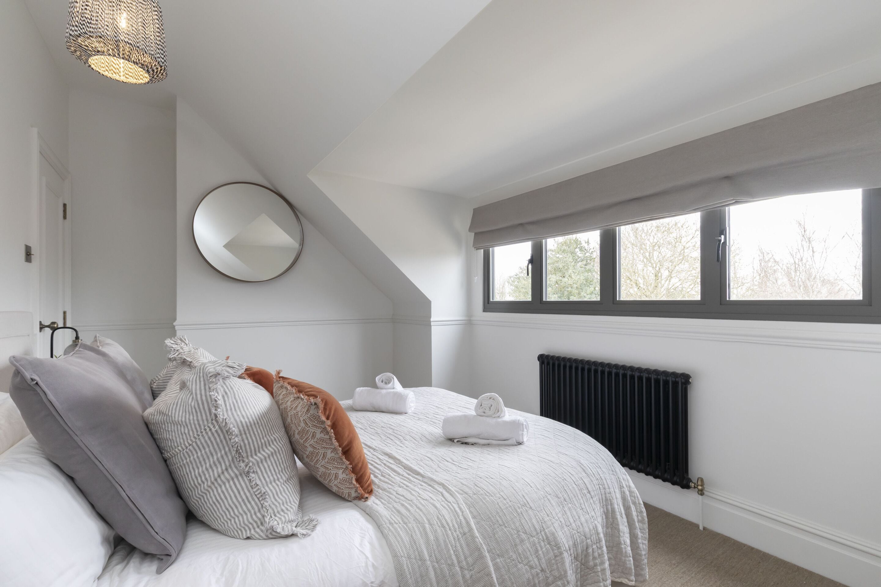6 bedrooms, iron/ironing board, travel crib, WiFi (free)