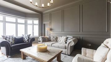 Télévision, cheminée