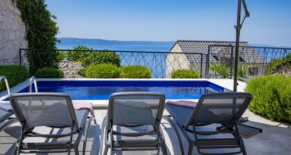 Villa GreyStone-House Podgora Charming with privat heated pool and romantic view