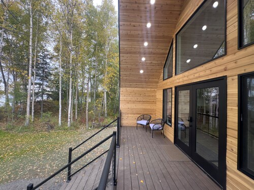 Lakefront Cottage with Sauna- #3 Chinook