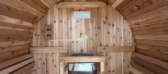 Lakefront Cottage in Sauan- #5 Rainbow Trout