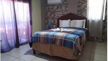 1 chambre, fer et planche Ă repasser, Wi-Fi, draps fournis