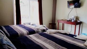 1 chambre, fer et planche Ă repasser, Wi-Fi, draps fournis