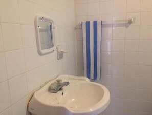 Towels, toilet paper