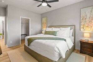 4 camere, una scrivania, ferro/asse da stiro, Wi-Fi gratuito