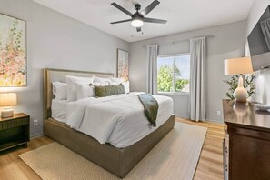 4 bedrooms, desk, iron/ironing board, free WiFi