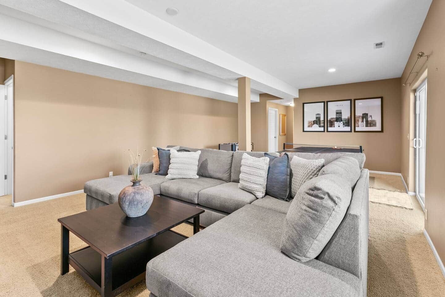 Smart TV, fireplace, table football, ping pong