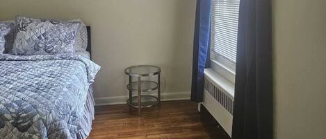 2 soverom, safe på rommet, strykejern/-brett og wi-fi