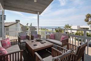 Property grounds - NEW Bird Rock Dream | Pool, Spa & Stunning Ocean View! (La Jolla)