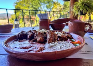 Daily buffet breakfast for a fee - El Mesón del Ticúz Tapalpa (Tapalpa)