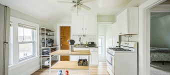 Dearborn Den: Cozy Flat for Fall Travelers,  Where Fall Memories Are Made