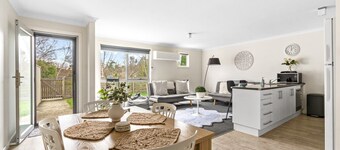 Stylish and Spacious Launceston Villa + Free Wifi