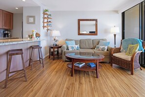 Smart TV - Sugar Beach 417 Direct Row Beach Views in Beautifully Upgraded Ocean front Condo Home (Kihei)