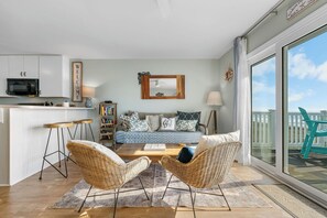 Smart TV, video games, computer monitors