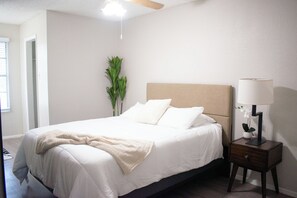 2 bedrooms, iron/ironing board, WiFi, bed sheets