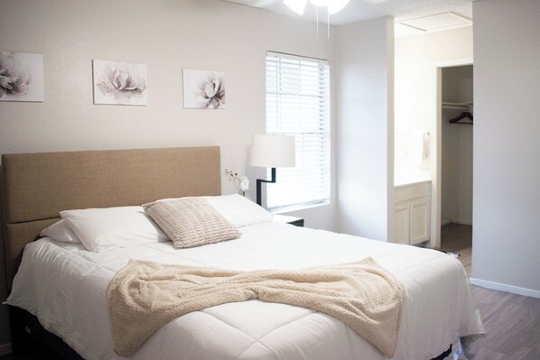 2 bedrooms, iron/ironing board, WiFi, bed sheets