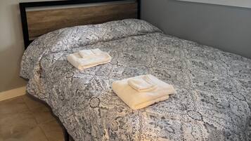 2 bedrooms, free WiFi, bed sheets