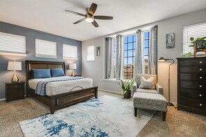 3 chambres, bureau, fer et planche à repasser, Wi-Fi gratuit