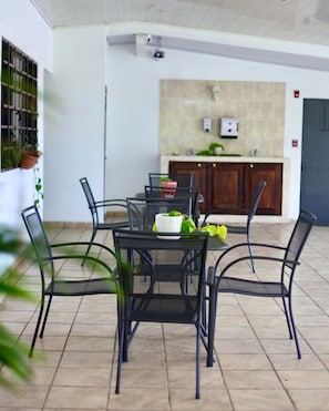 Dining - MOMA Guest House in Alto Boquete - Family Room (Alto Boquete)