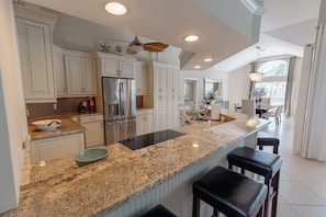 Fridge, microwave, oven, stovetop - Waterfront, Private Pool, Walk to Tigertail Beach, Best of Marco! (Marco Island)