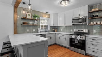 Microwave, oven, stovetop, dishwasher