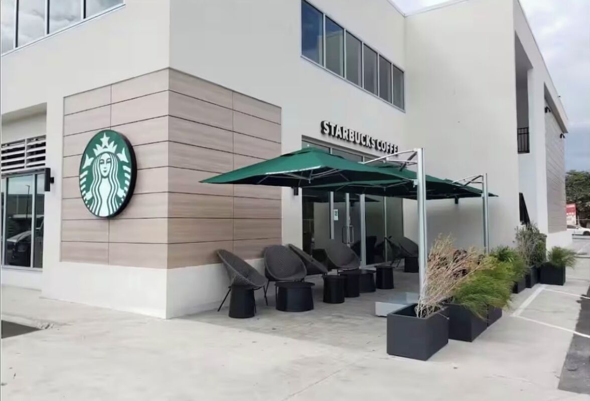 المنشأة من الخارج