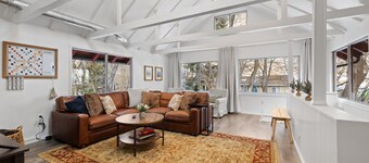 2-bedroom cabin in delightful Provo with cool AC breeze