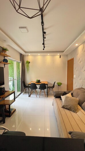 Téléviseur connecté, livres