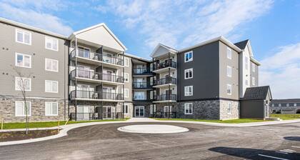 Executive 2BR Apt | Fully Furnished | Fast Wi-Fi | Perfect for Monthly Stays