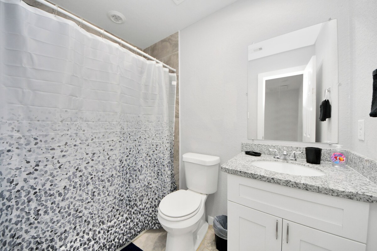 Photo 14 of Spacious & Cozy 3Bdroom ~ Party/Events Welcome