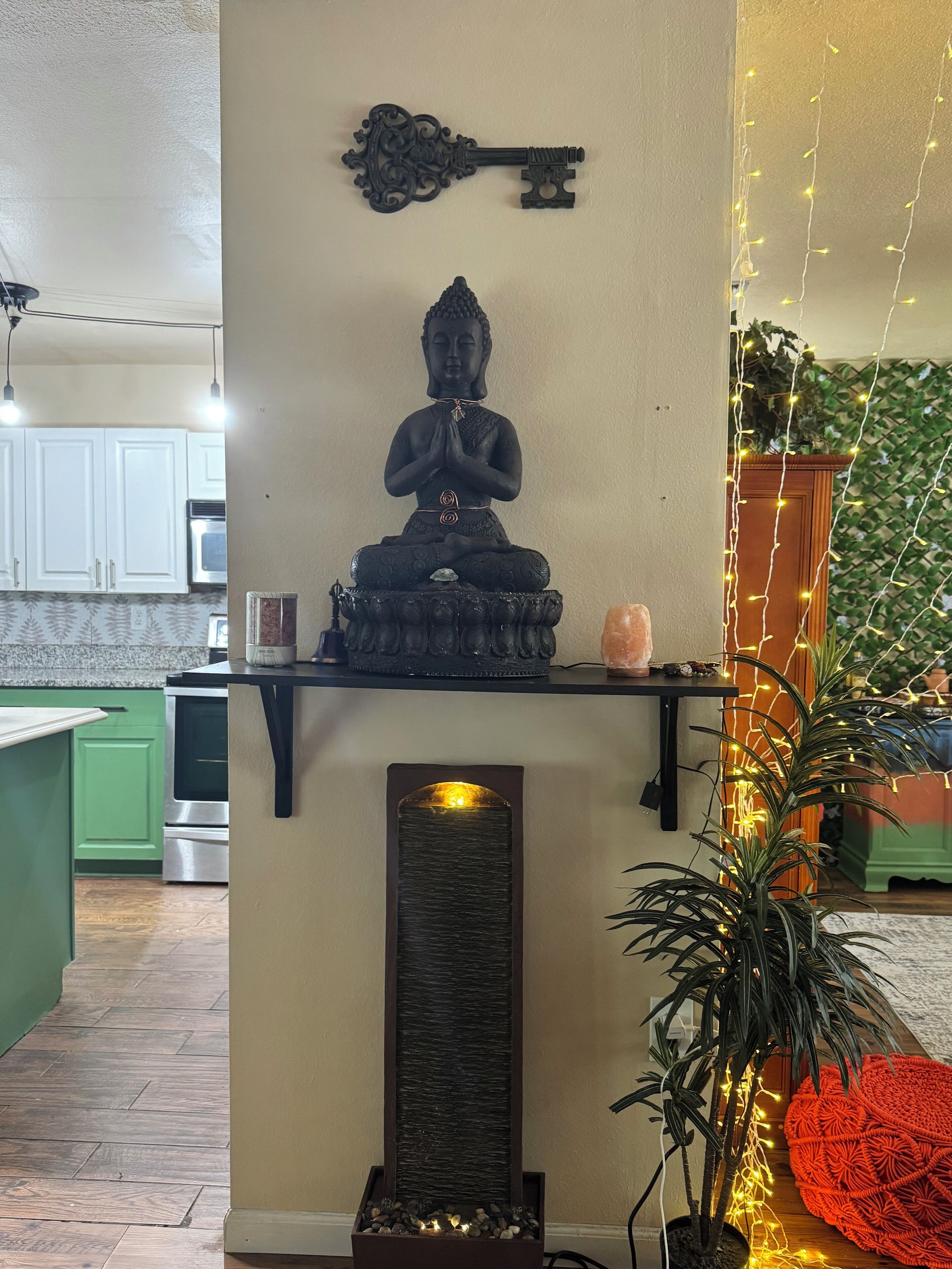 المنشأة من الداخل