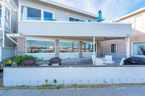 Interior - Coastal Condos With Dock Access Near Sand, Shops & Balboa Fun Zone (Newport Beach)