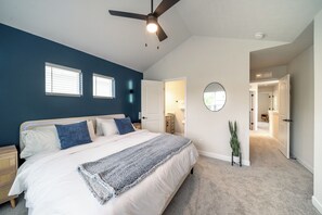 3 bedrooms, iron/ironing board, travel crib, WiFi