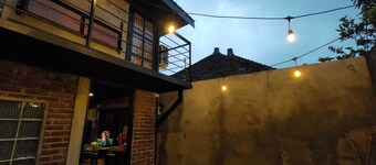 Charming 1-bedroom house with AC, WiFi in amazing Nusa Tenggara Bar