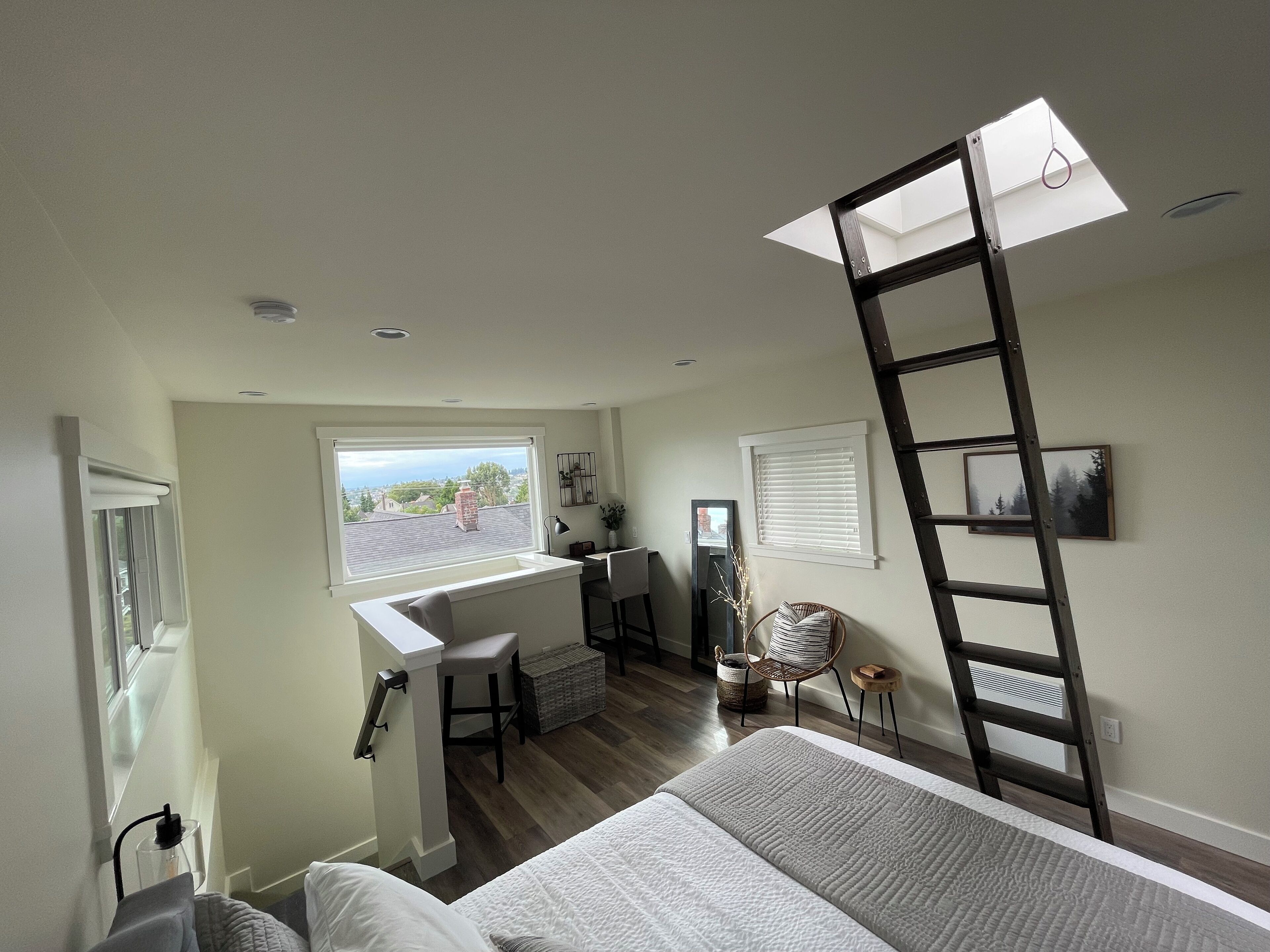 1 habitación, escritorio, tabla de planchar con plancha y wifi gratis 