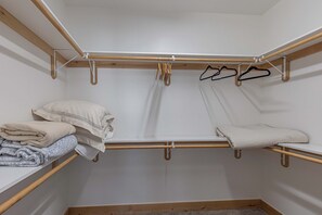 Interior - HotTub-Alpenglow Ski-In Out Family & Pet Friendly (Durango)