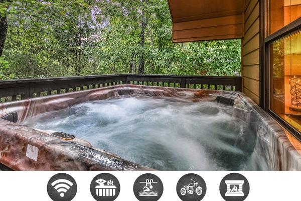 Tina de hidromasaje al aire libre