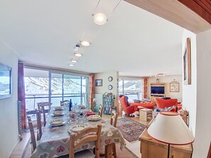 Dining - Palafour (Le Lac) by Interhome (Tignes)