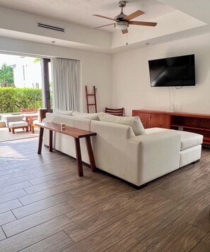 Living area - Beautiful accommodation by the sea, Villa Lamar Monterrico Guatemala (monterrico)