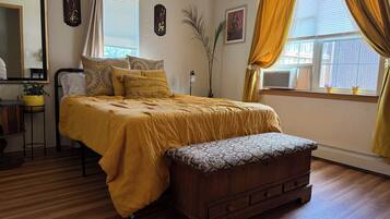 2 dormitoris, planxa i posts de planxar, wifi i roba de llit