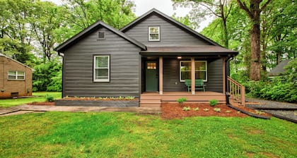 The Double House at Brookwood - Walk to The Grounds at WFU