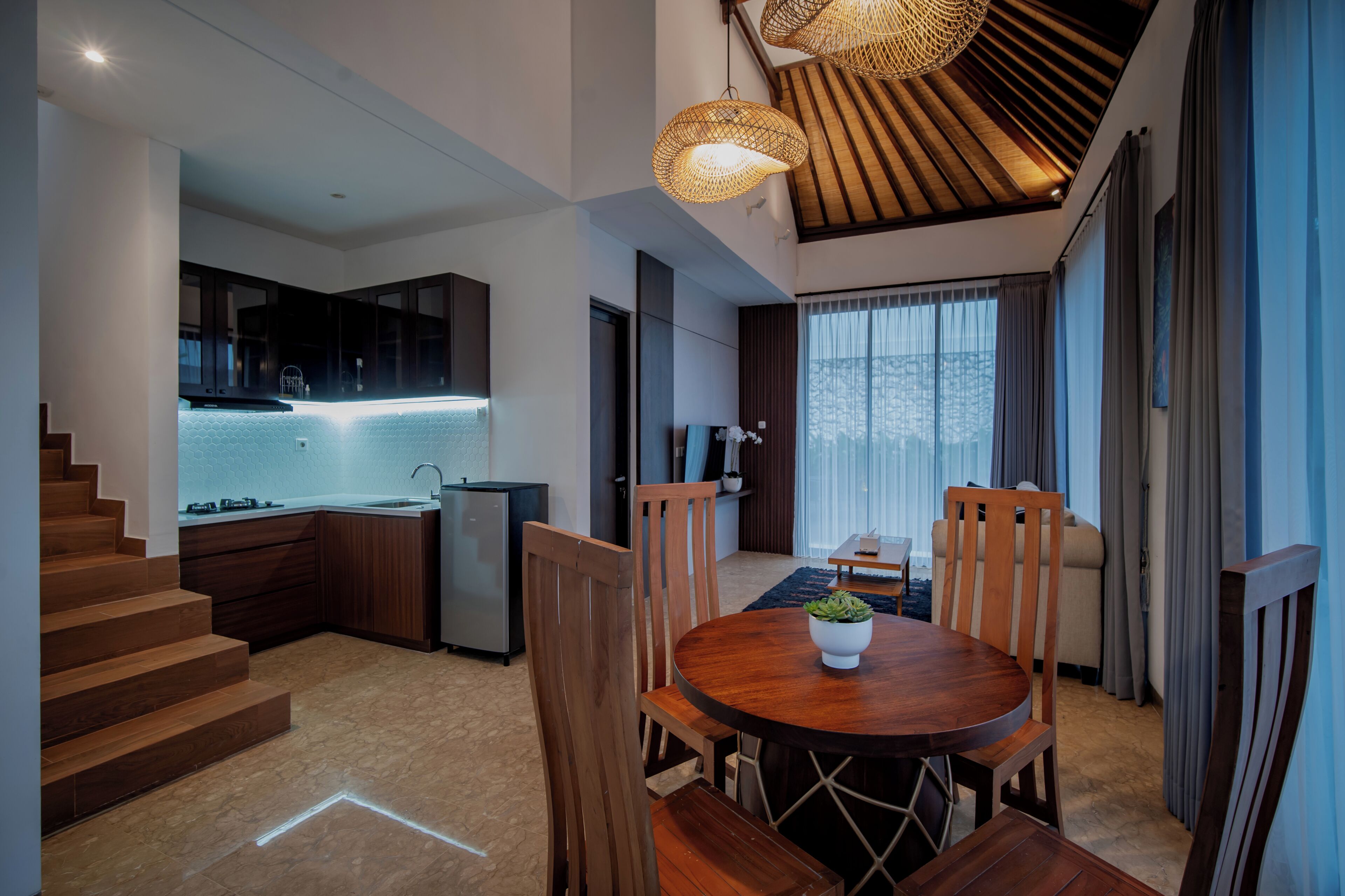 Villa, 2 Bedrooms, Garden View | In-room dining