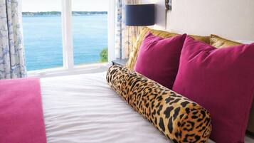 4 bedrooms, free WiFi, bed sheets