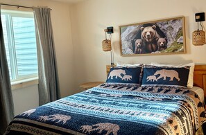 3 makuuhuonetta, silitysrauta/-lauta, ilmainen Wi-Fi, vuodevaatteet