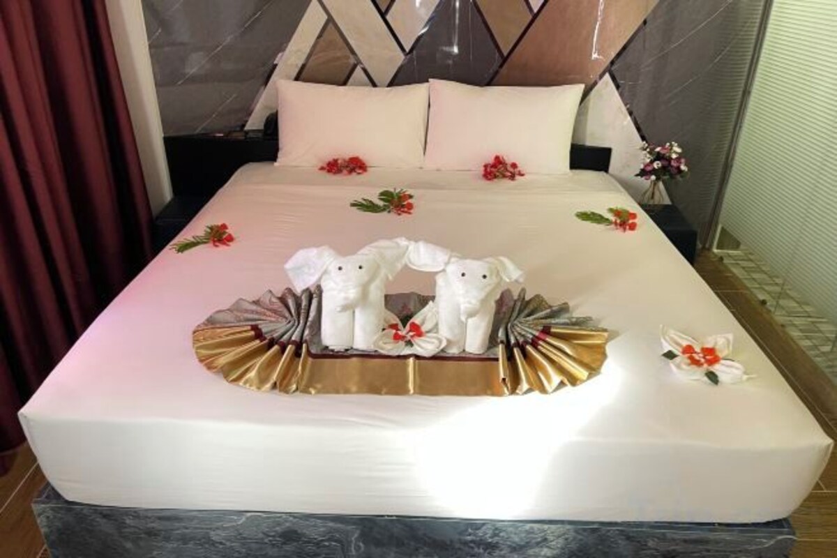 Deluxe Room With City View