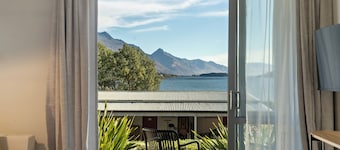 Lake View Lodge