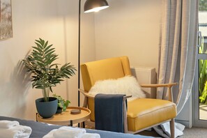 1 bedroom, WiFi, bed sheets - Lake View Lodge (Queenstown)